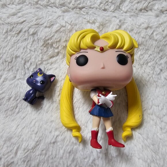 2016 Funko Pop Sailor Moon & Luna #89 Loose Figure - Picture 1 of 5